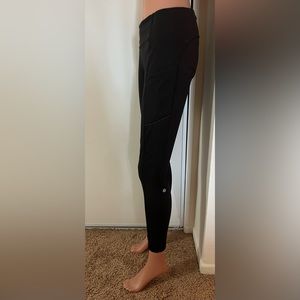 Lululemon black leggings!